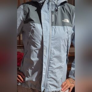 Woman's North Face Jacket